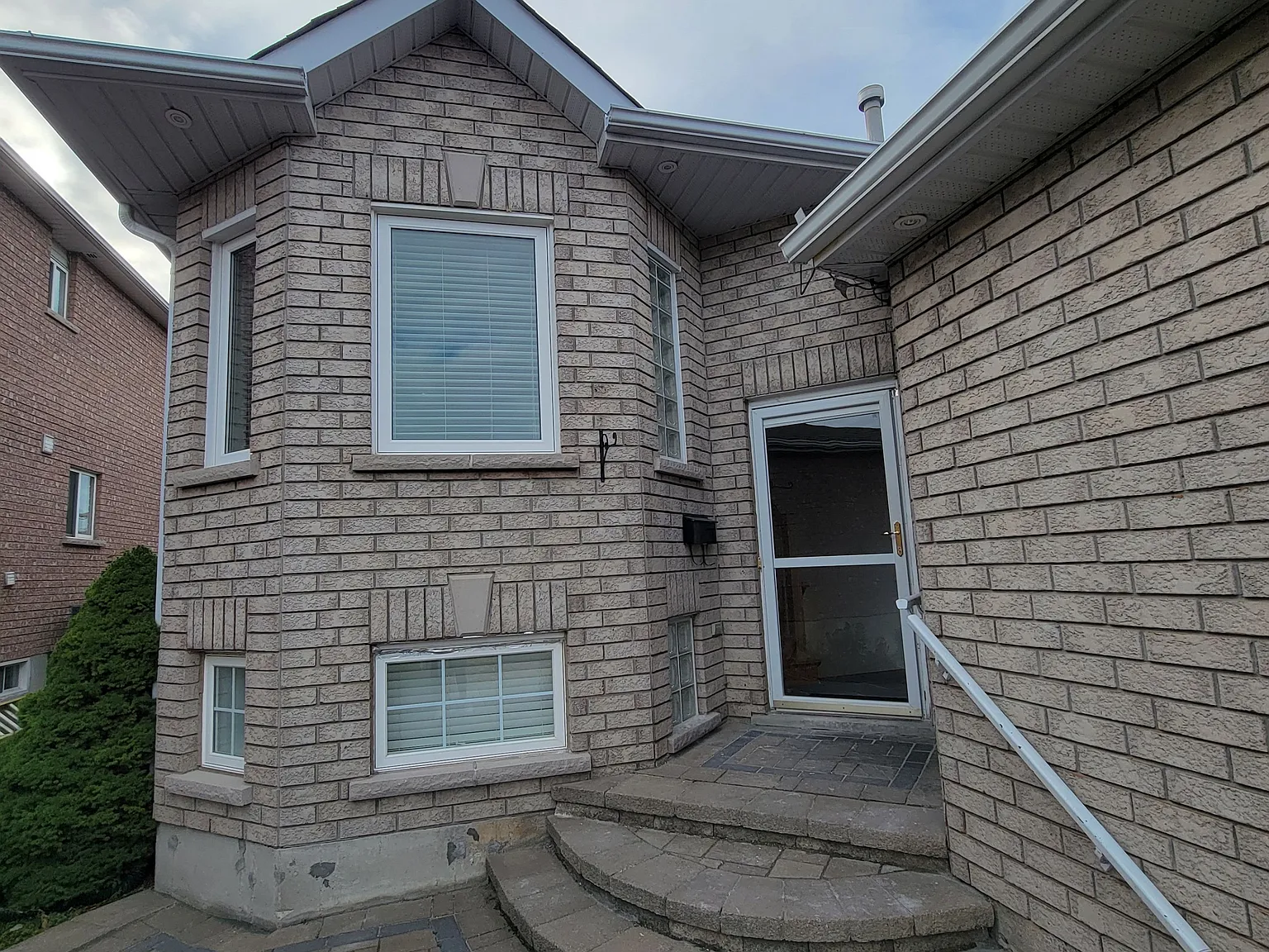2 bed, $1,800 — Photo 3