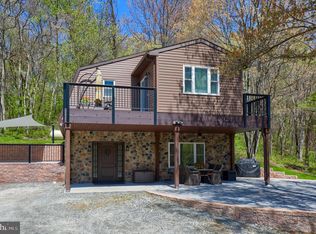 459 Oak Hollow Rd, Red Lion, PA 17356