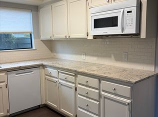 14357 Saratoga Ave APT D, Saratoga, CA 95070