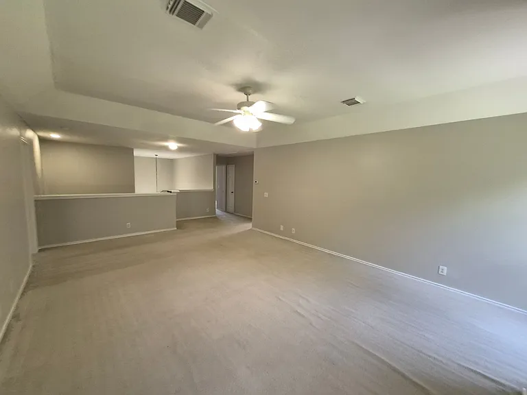 712 Moss Wood — Photo 29