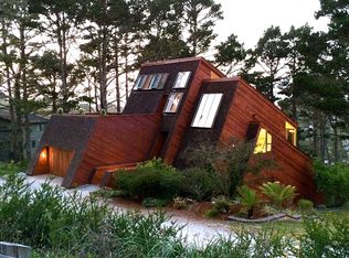 897 Jordan St, Montara, CA 94037