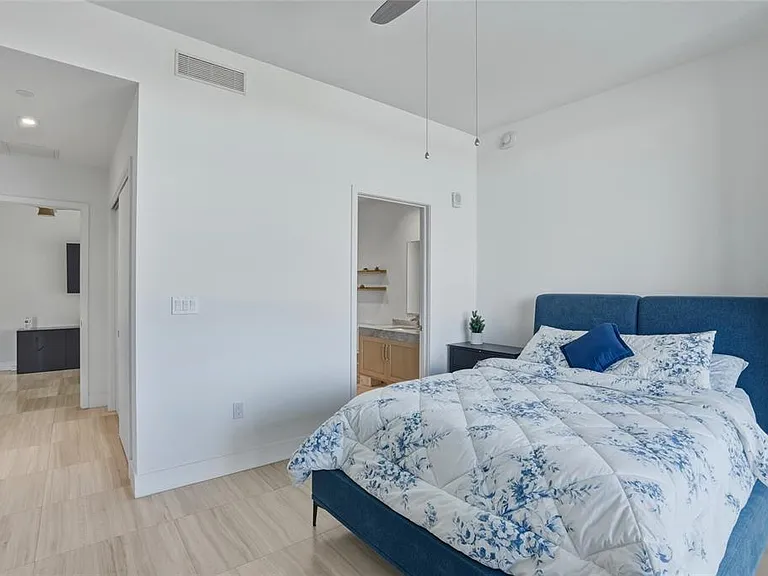 3101 Bayshore Blvd #504 — Photo 38