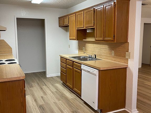3rd image of 4508 Halyard Ct #4512