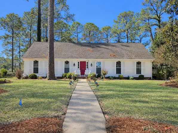 2318 Meadowbrook Ln, Albany, GA 31707