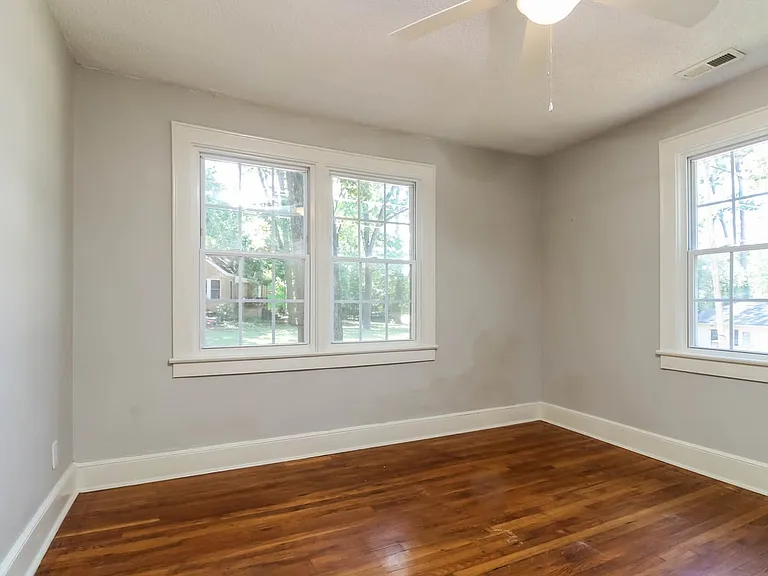 1 Hillcrest Ave — Photo 7