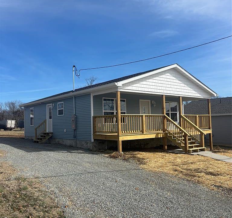 1st image of 505 Villar St