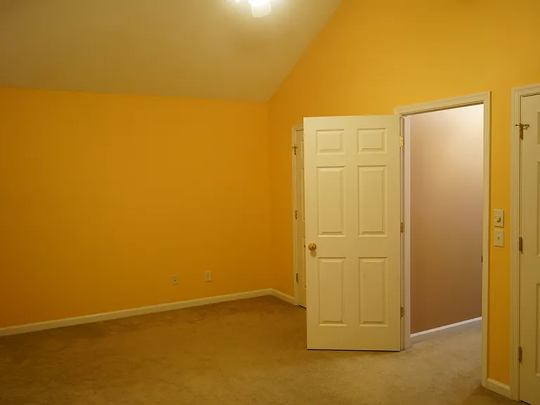 1094 Oakdale Ct — Photo 23