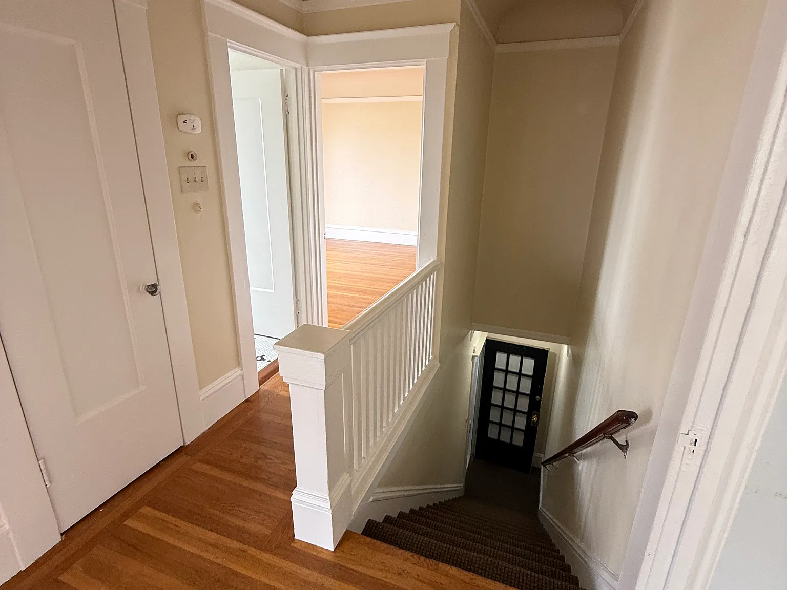 2 bed, 800 sqft, $4,188 — Photo 3
