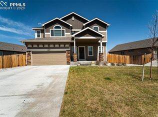 6839 Phantom Way, Colorado Springs, CO 80925
