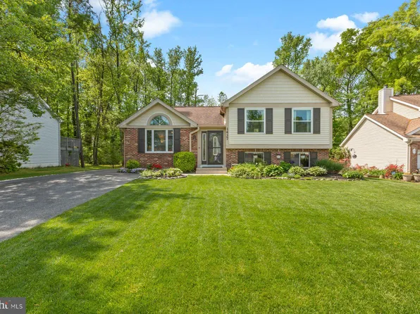 1437 Fairbanks Dr, Hanover, MD 21076