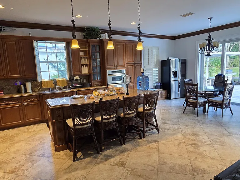 8216 NW 105th Ln — Photo 34