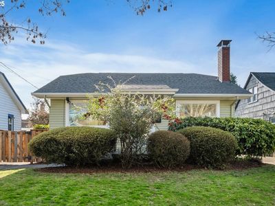 5824 SE Lincoln St, Portland, OR, 97215