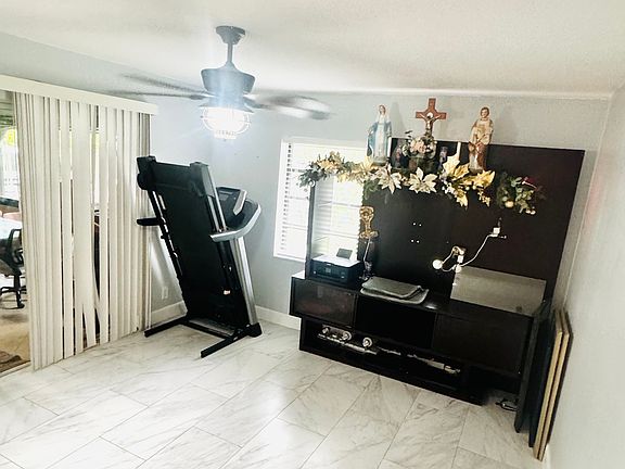 5th image of 8600 NW 53rd Ct