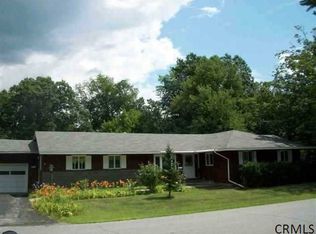 24 Laurel Rd, Fort Edward, NY 12828