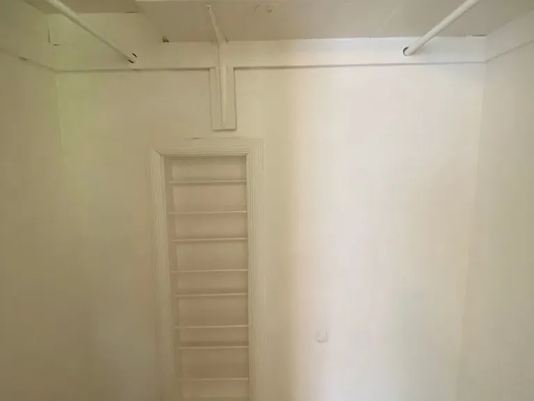 2216 S Florence Ave — Photo 10