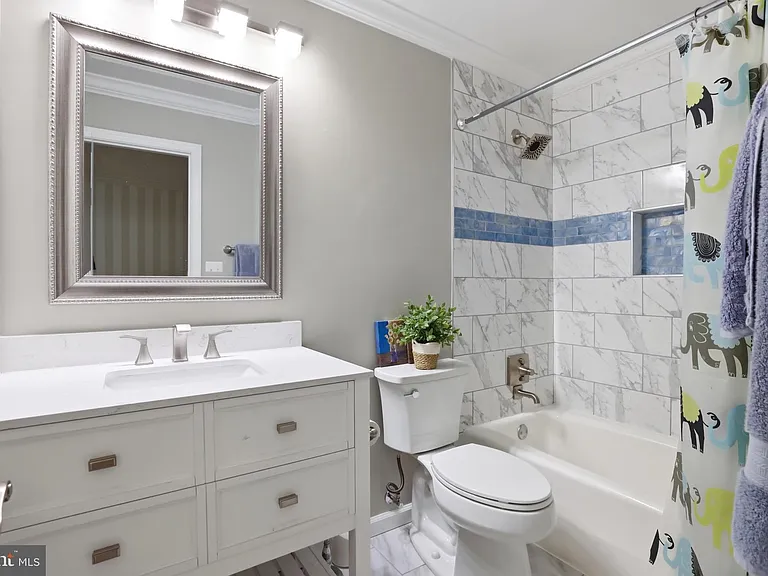 7715 Crossover Dr — Photo 55