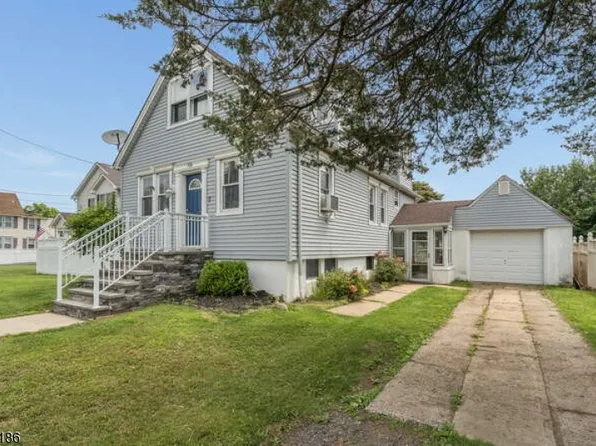 318 Marion Place, Manville Boro, NJ 08835