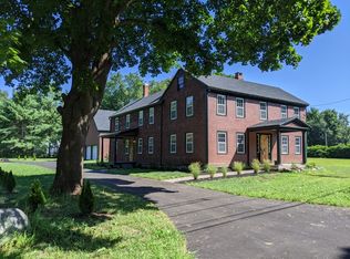 494 North St #A, Georgetown, MA 01833