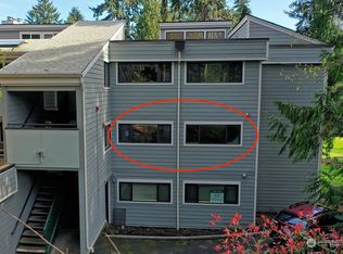 13743 15th Ave NE APT D10, Seattle, WA