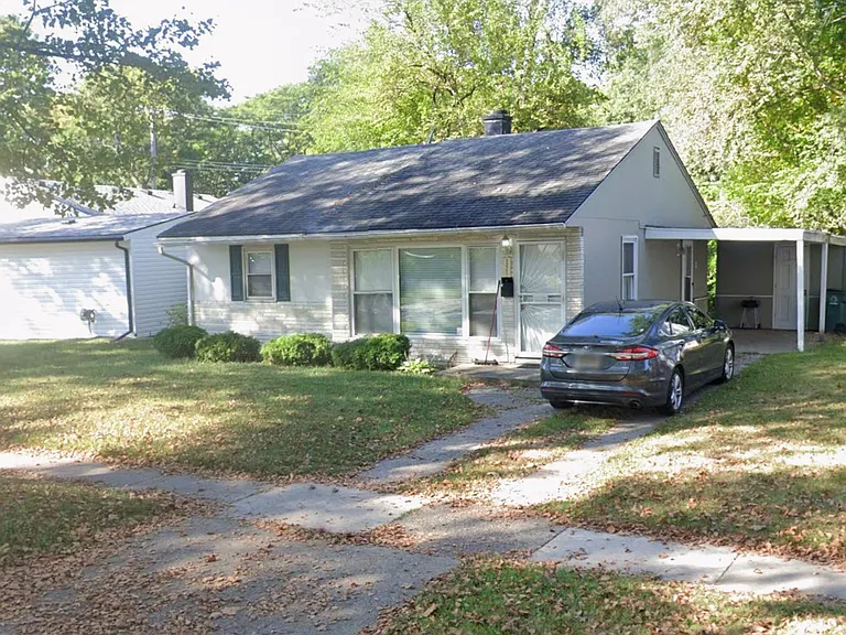 22721 Rosewood Ave — Photo 12