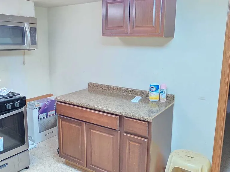 2416 Boxwood Ln — Photo 34