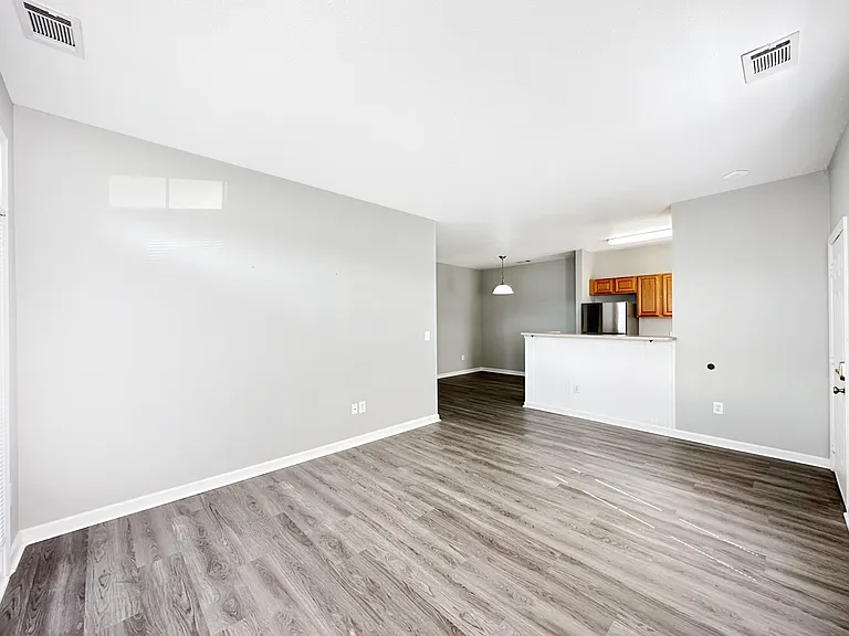 Beaver Creek Apartments — Photo 20