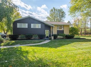 496 Rochester Rd, Zelienople, PA 16063