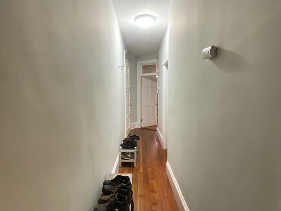 5th image of 612 Columbus Ave APT 2