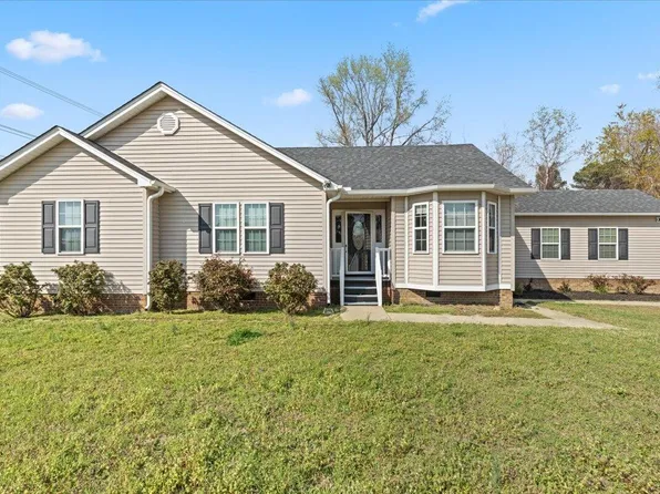 500 Hillcrest Dr, Garner, NC 27529