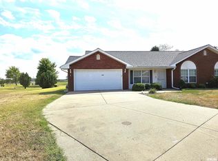 3209 Cherokee Dr, Marion, IL 62959