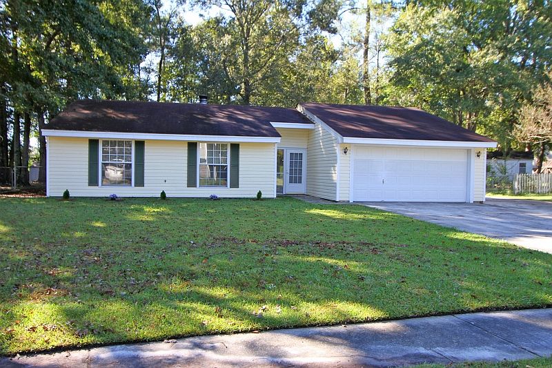 1st image of 114 Trestlewood Dr