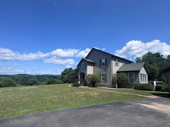 323 Good Shepherd Rd, Montoursville, PA 17754