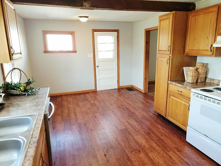 1023 Carbon Rd — Photo 14