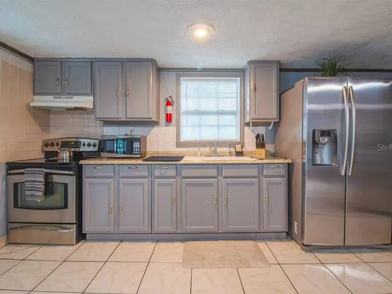 1731 Grayson Dr #1 — Photo 5