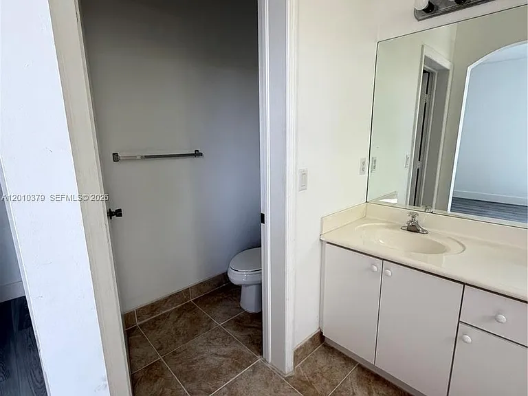 4939 N Harbor Isles Dr #106 — Photo 13