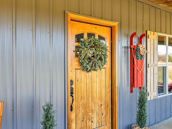 5th image of 4830 Moses Rd