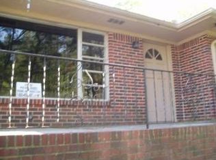 410 Hunnicutt Rd SE, Mableton, GA 30126