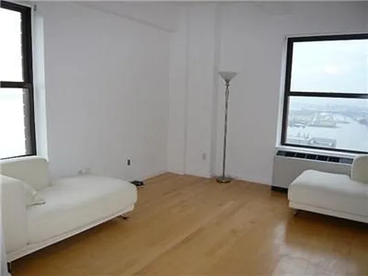 Rented by New York Residence | media 39