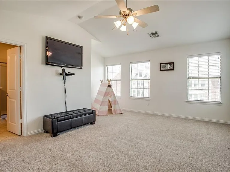 1531 Biltmore Ln — Photo 22