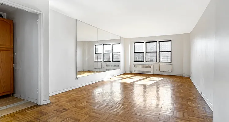 Rented by Compass | media 2