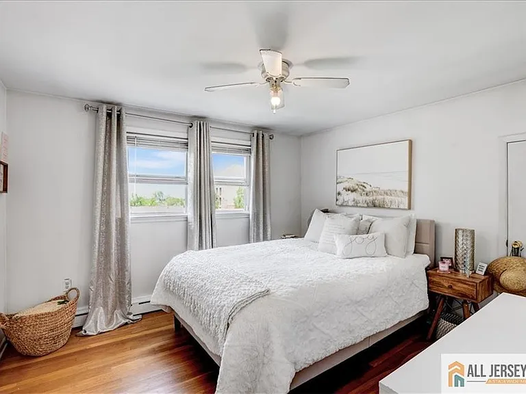 52 Saint Ann St #2-F — Photo 20