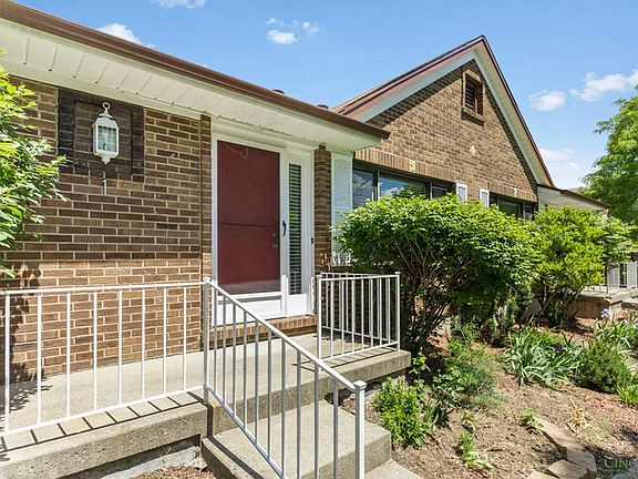 3rd image of 1813 Tuxworth Ave #1