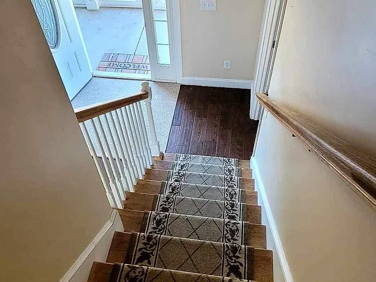 121 Triple Crown Ct — Photo 18