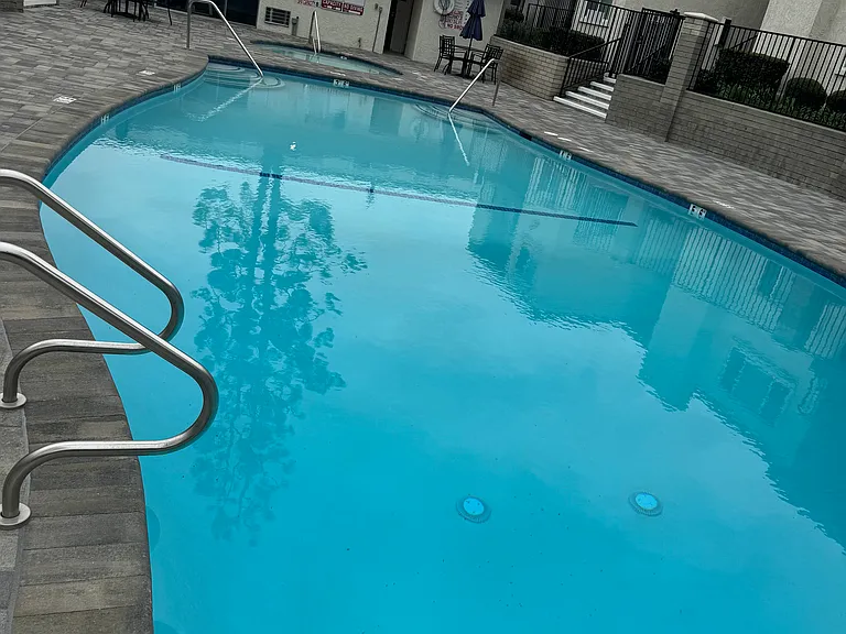 The Corinthian Apartments — Photo 17