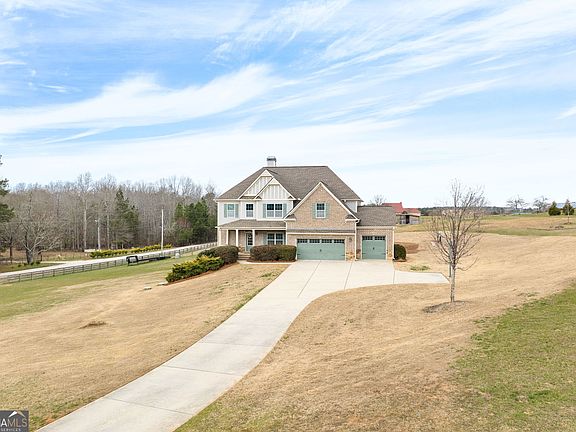 2nd image of 760 Carl Davis Rd NW