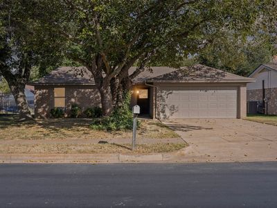 316 Matthew Dr, Crowley, TX, 76036