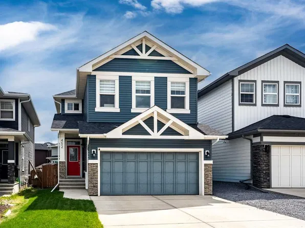 452 Evansglen Dr NW, Calgary, AB T3P 0P6