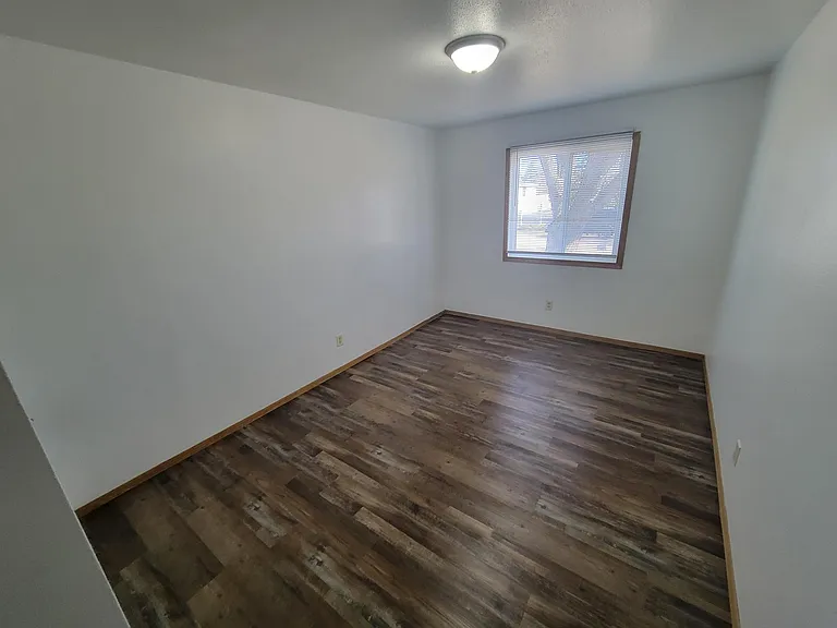 1701 La Crescent St #133 — Photo 14