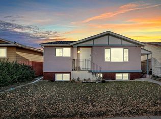 1019 N Falworth Rd NE, Calgary, AB T3J 1C7