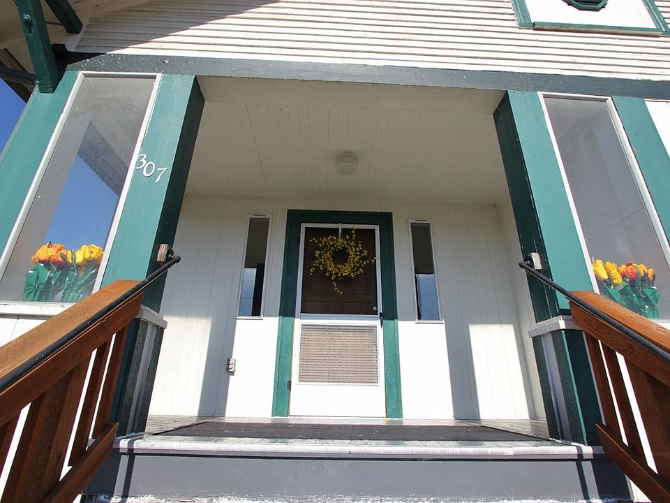 1st image of 307 S Lafayette Ave